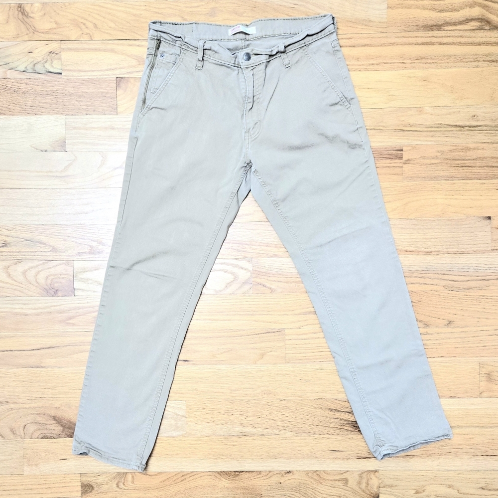 Levi Strauss Men's Casual Signature Athletic Chino Pants - Light Khaki